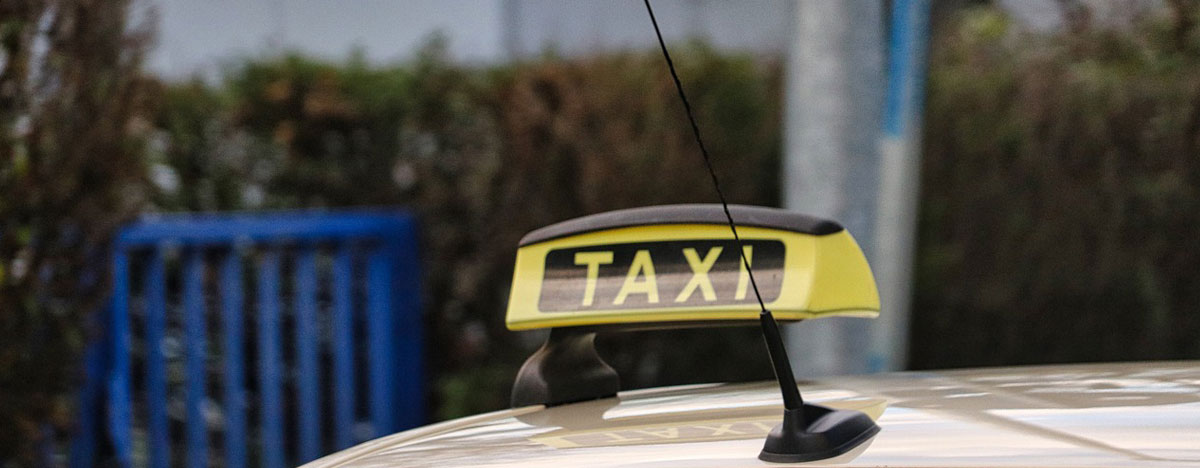 a taxi on kythera